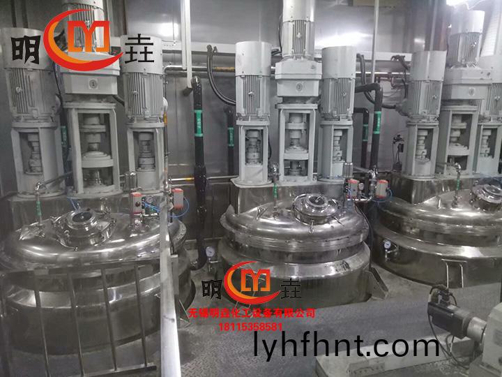 外保溫高速(su)分(fen)散(san)釜